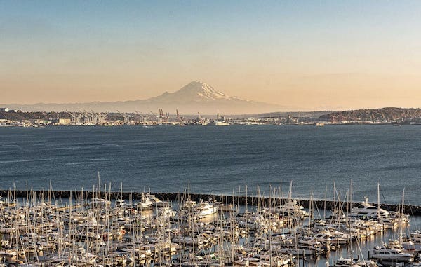 Marina near Ivy Interbay apartments with Mt Rainer in the back.